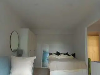 Braitness  live sex cam