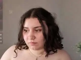 Maya-raay  live sex cam