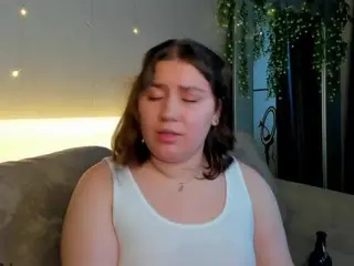 Maya-raay  live sex cam