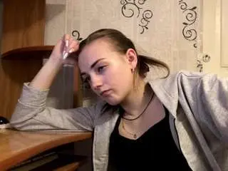 Romanebelanger  live sex cam