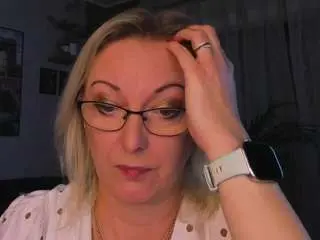 Vanessasoft  live sex cam