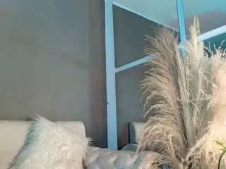 Zoee-8  live sex cam