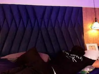 Zoee-8  live sex cam