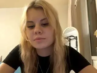 Kassandragoodknight  live sex cam