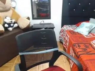 Rebekkamaturee  live sex cam