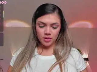 Sofia-velvetx  live sex cam