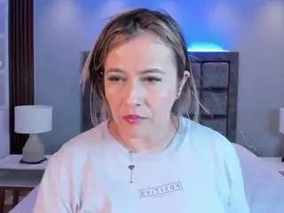 Susannross  live sex cam