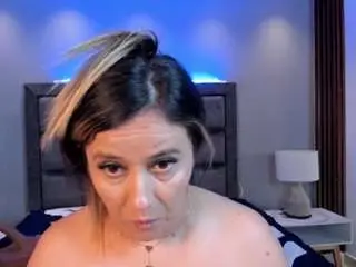 Susannross  live sex cam