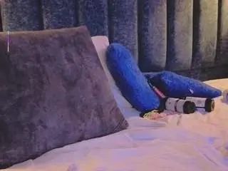 Arianna-suarezz  live sex cam