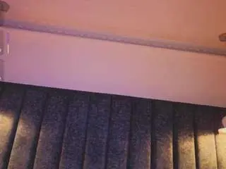 Arianna-suarezz  live sex cam