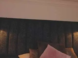 Arianna-suarezz  live sex cam