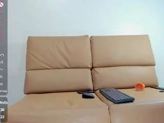 Catiajones  live sex cam