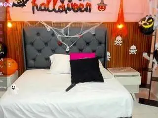 Catiajones  live sex cam