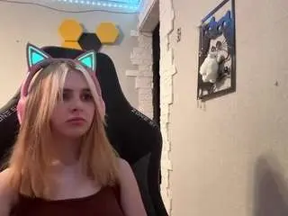Lavernadest  live sex cam