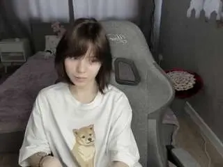 Loly-cutt1e  live sex cam