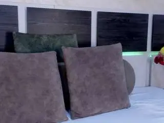 Natalia-cruzz  live sex cam
