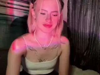 Remonaruffaner  live sex cam