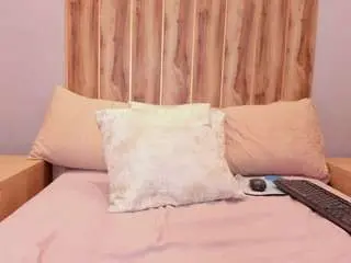 Tiffany-jhas  live sex cam