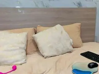 Tiffany-jhas  live sex cam