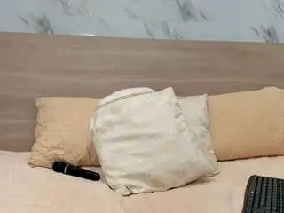 Tiffany-jhas  live sex cam