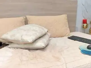 Tiffany-jhas  live sex cam