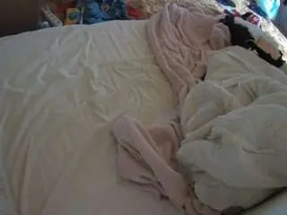 Voyeurcam-julmodels-whitebed-1  live sex cam