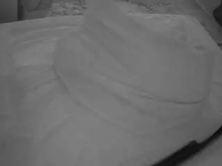 Voyeurcam-julmodels-whitebed-1  live sex cam