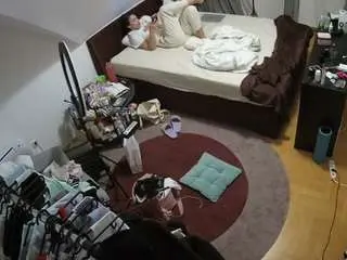 Voyeurcam-julmodels-whitebed-1  live sex cam