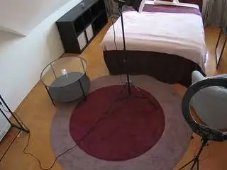 Voyeurcam-julmodels-whitebed-1  live sex cam