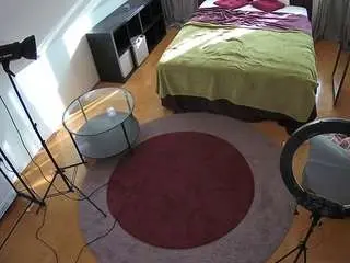 Voyeurcam-julmodels-whitebed-1  live sex cam