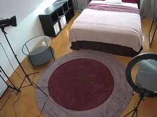 Voyeurcam-julmodels-whitebed-1  live sex cam