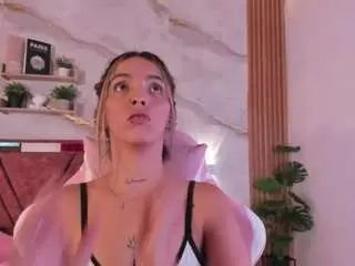 Your-perverse-whore  live sex cam