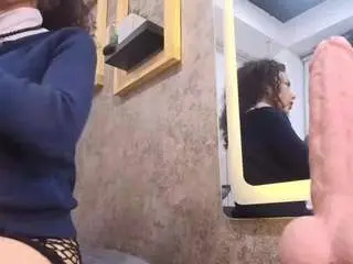 Brendaliive  live sex cam