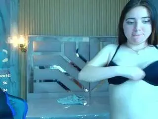 Emily-r  live sex cam
