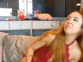 Foxymia68  live sex cam