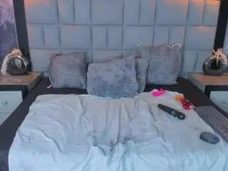 Your-lady-milf  live sex cam