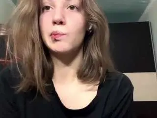 Brittenyying  live sex cam