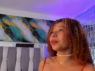 Dannaglow  live sex cam