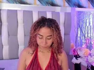 Dannaglow  live sex cam