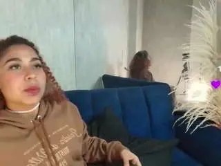 Dannaglow  live sex cam
