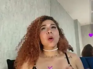 Dannaglow  live sex cam