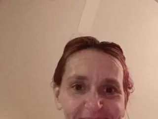 Dazyup4  live sex cam