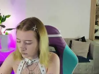 Elira-vane  live sex cam