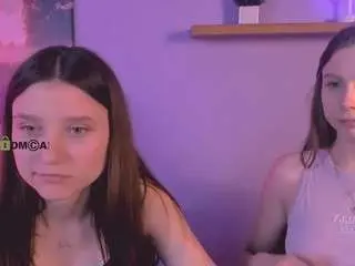 Esme-moore  live sex cam