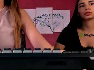 Esme-moore  live sex cam