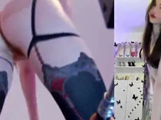 Heavenia  live sex cam