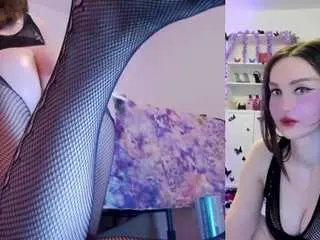 Heavenia  live sex cam