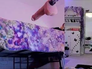 Heavenia  live sex cam