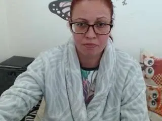 Ladyhellene  live sex cam