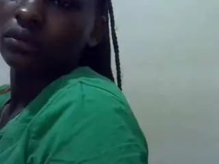 Millalina  live sex cam